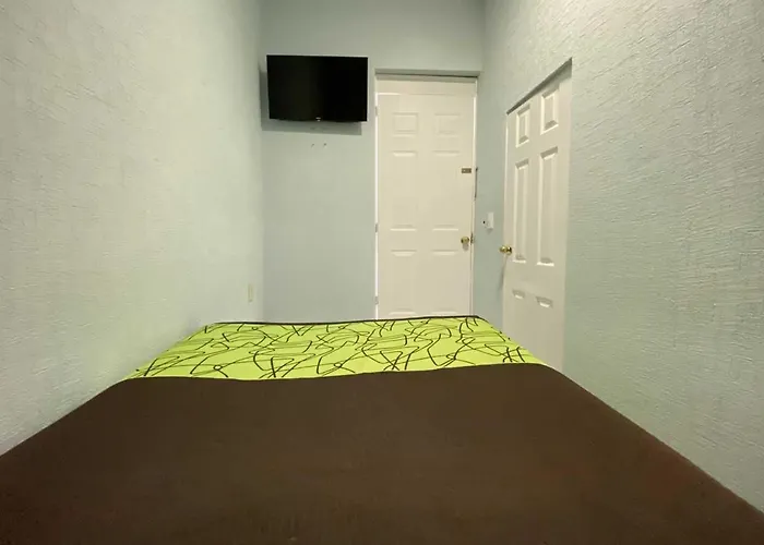 Hotel Gran Via 3*
